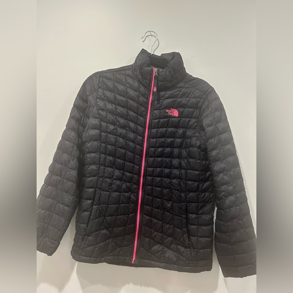 NORTH FACE GIRLS SIZE XL/18 JACKET